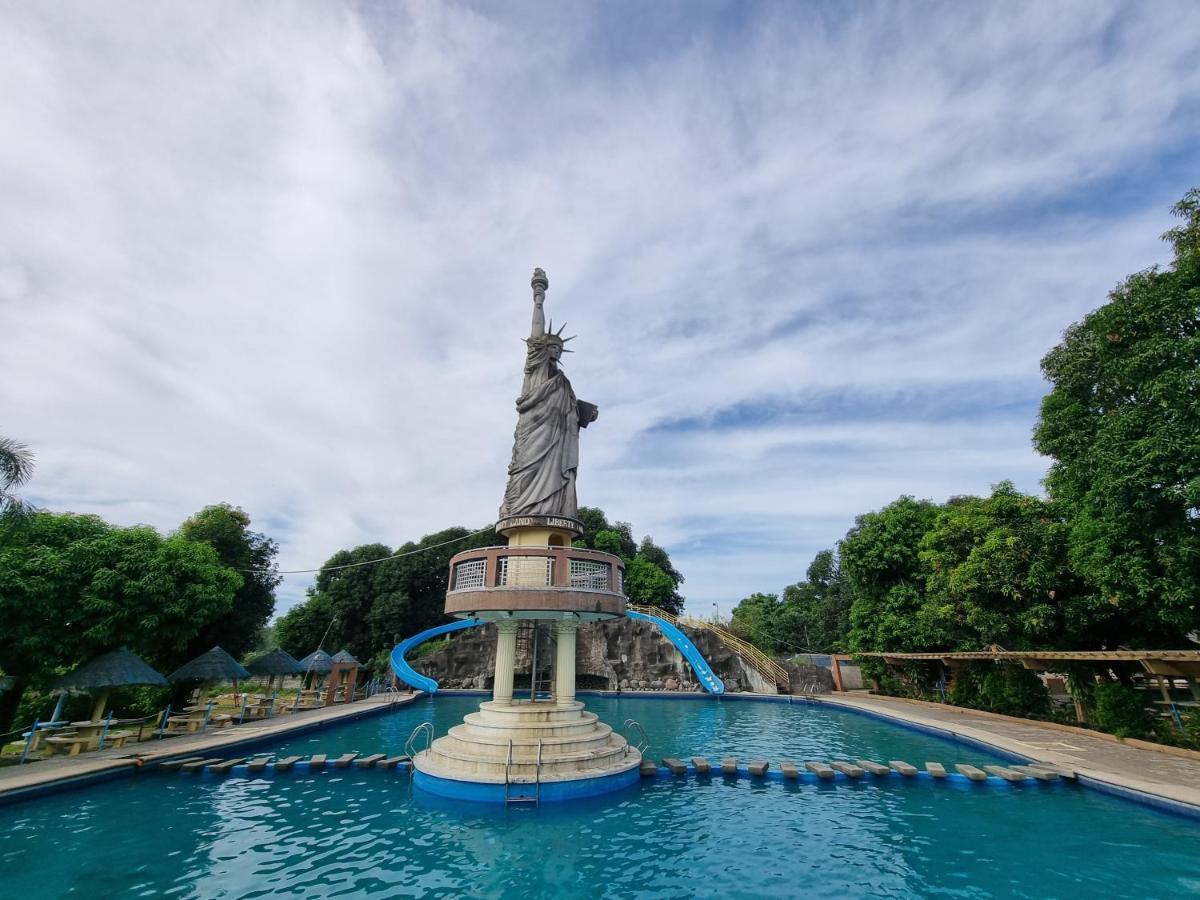 Libertyland Waterpark Resort Dau 외부 사진